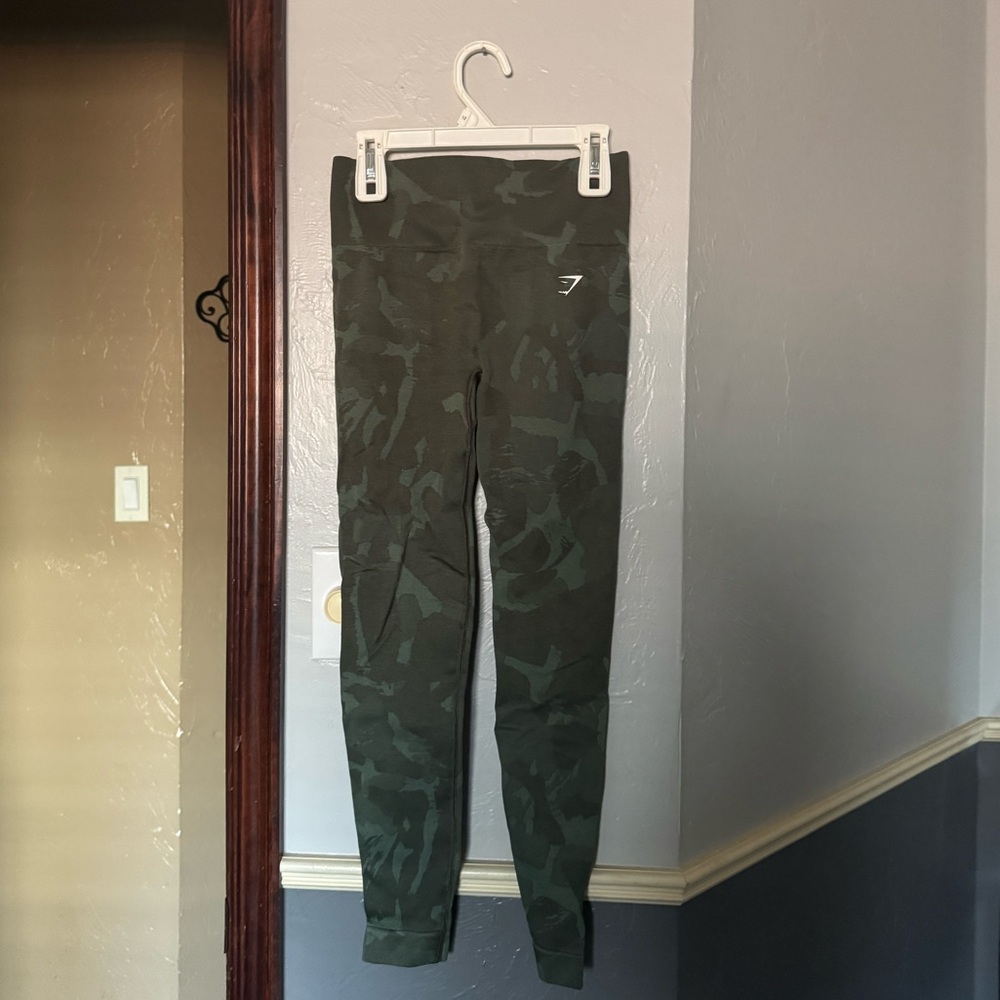 Green Pattern Gymshark leggings